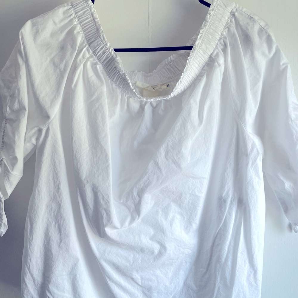 H & M White off shoulder Blouse size 6
